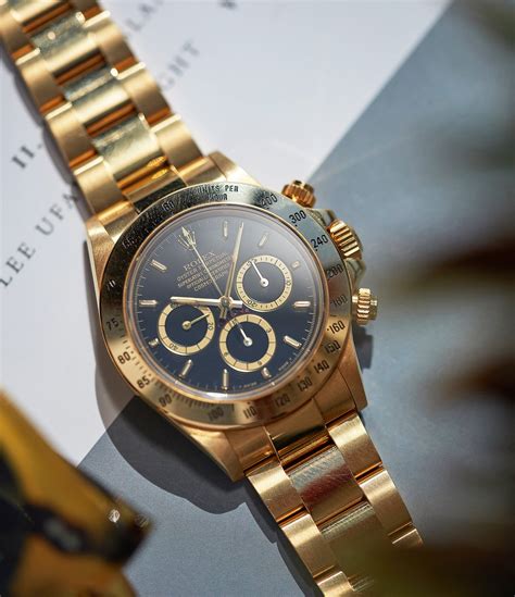 rolex daytona vintage gold|rolex daytona official price.